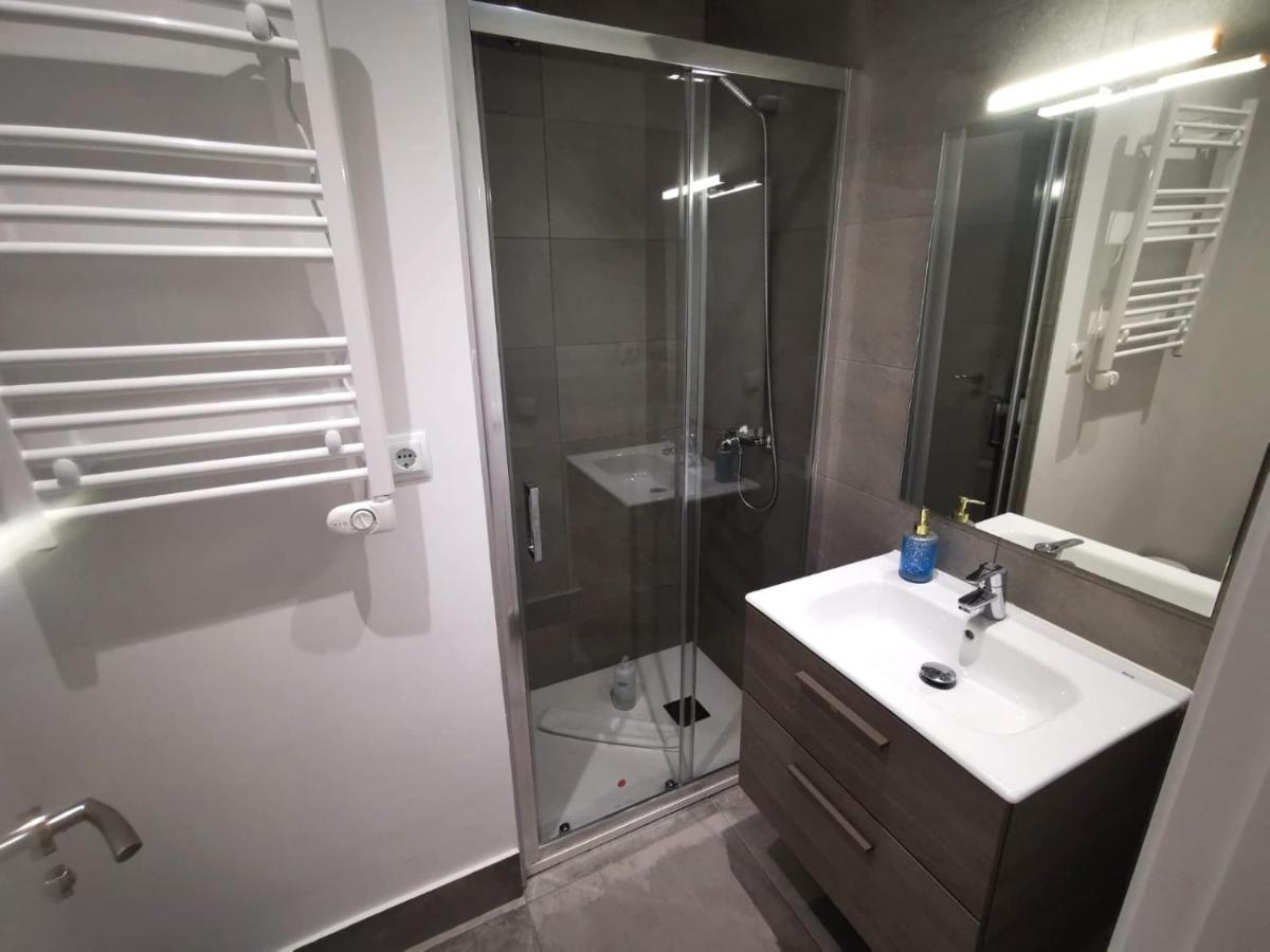 Apartamento Andres Tamayo Av America Madrid Exteriör bild