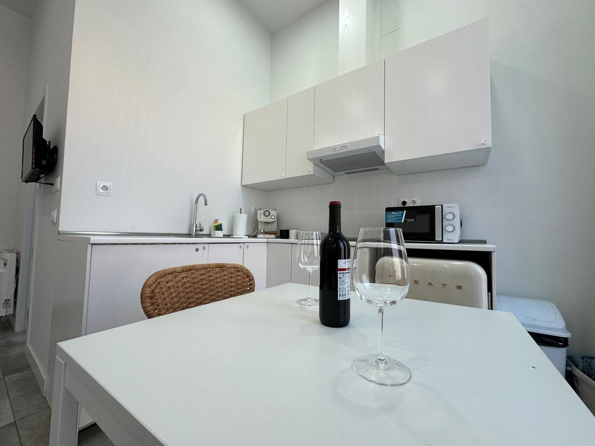 Apartamento Andres Tamayo Av America Madrid Exteriör bild