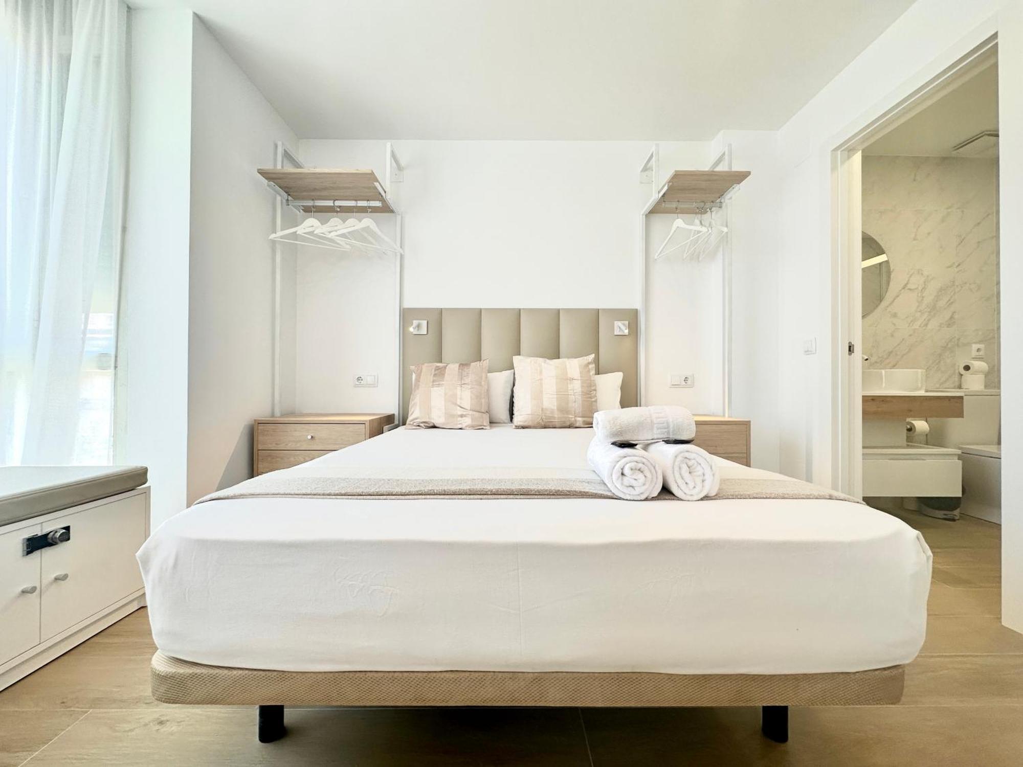 Apartamento Andres Tamayo Av America Madrid Exteriör bild