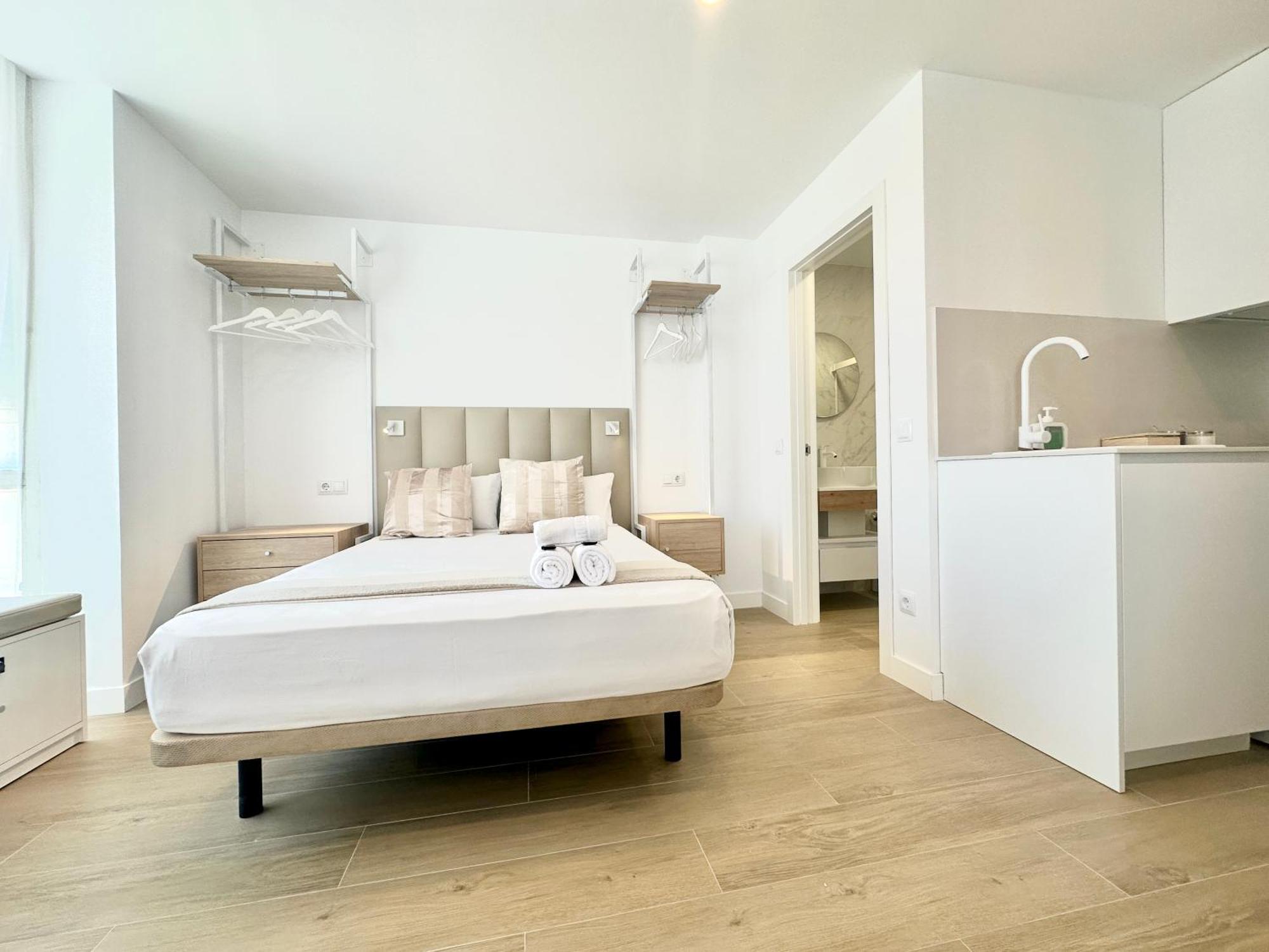 Apartamento Andres Tamayo Av America Madrid Exteriör bild
