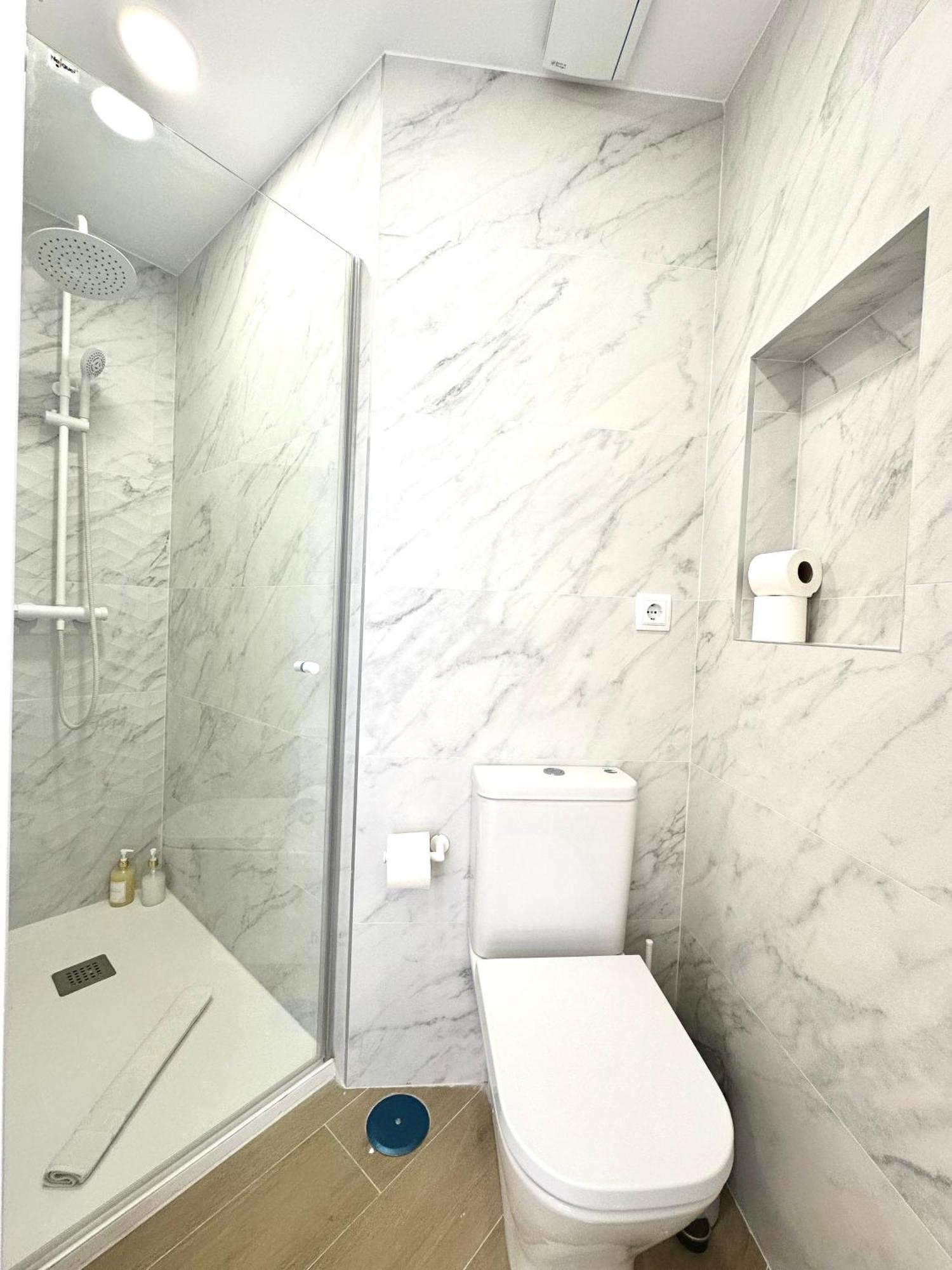 Apartamento Andres Tamayo Av America Madrid Exteriör bild