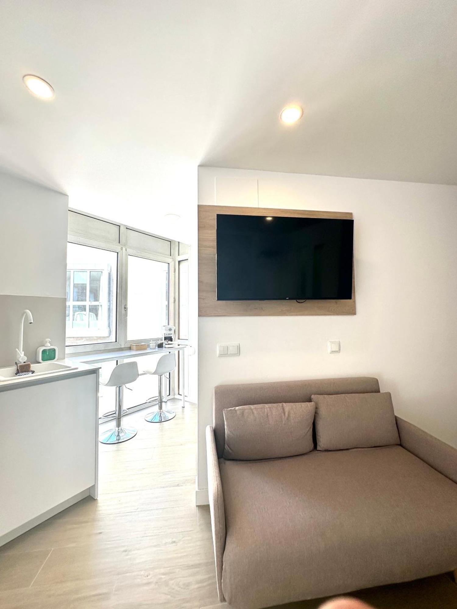 Apartamento Andres Tamayo Av America Madrid Exteriör bild