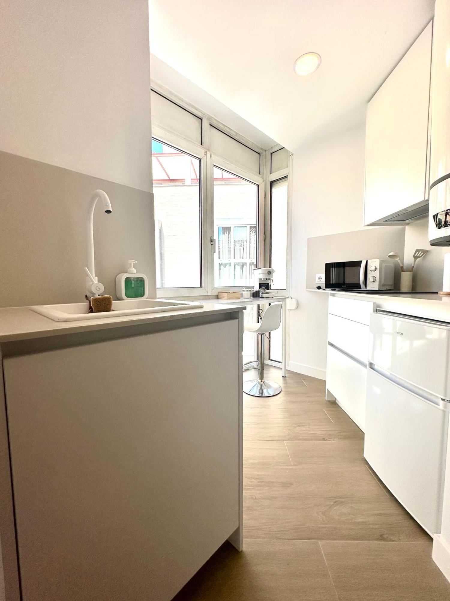 Apartamento Andres Tamayo Av America Madrid Exteriör bild